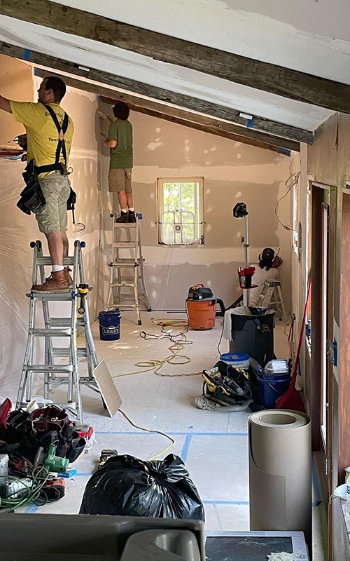 authentic-renovations-kitchen-renovation-before